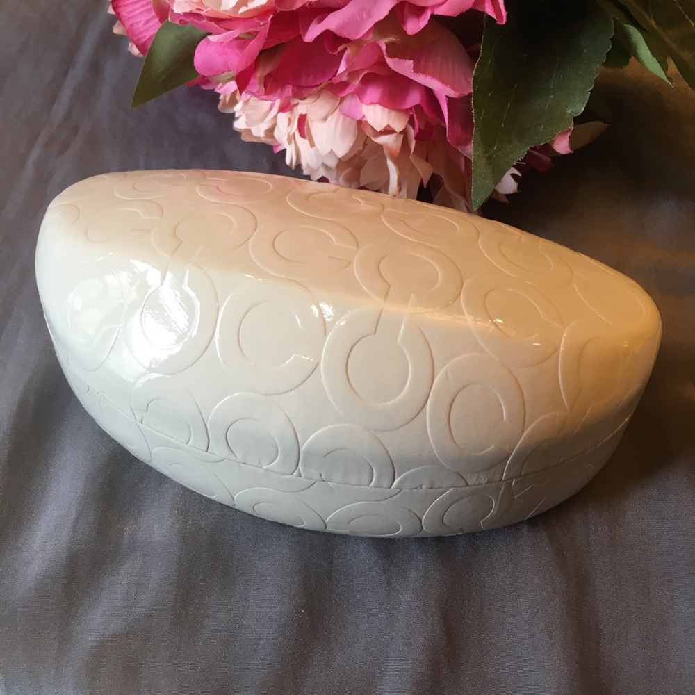 Authentic Coach clamshell eyeglass sunglasses case